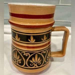 Italian ceramic hand painted mug, 16 oz. Excellent condition, no chips or cracks